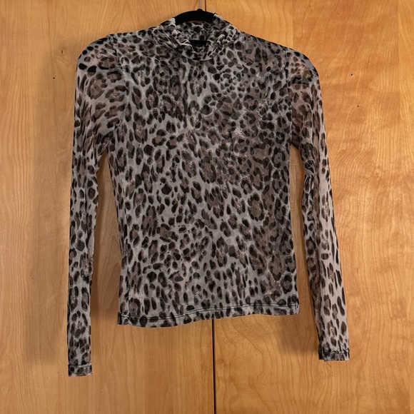 Ten Sixty Sherman sheer leopard / cheetah turtleneck - Picture 2 of 7